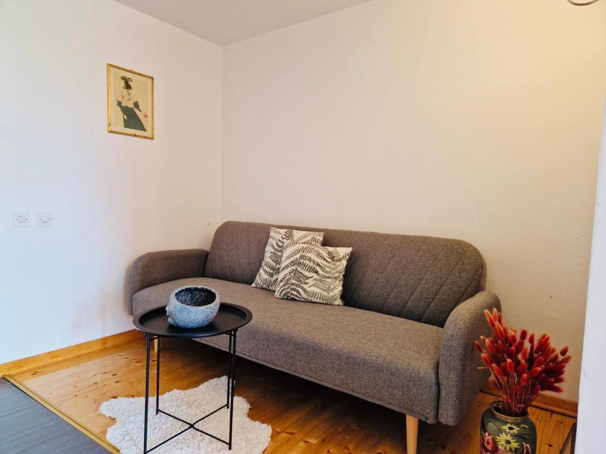 Olive Tree Apartments Ровінь Екстер'єр фото